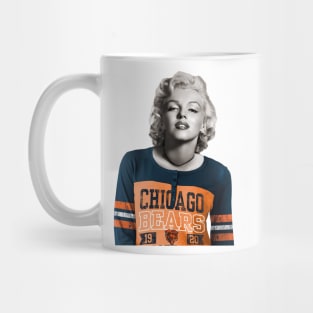 Marilyn Loves Da Bears Mug